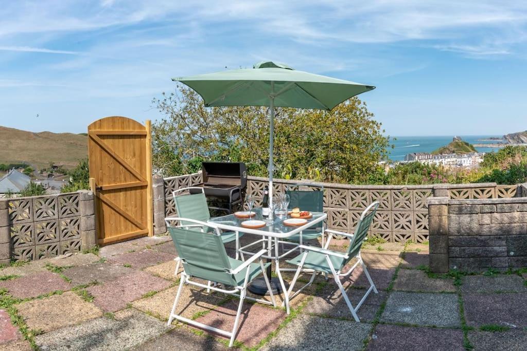 伊尔弗勒科姆The Tempest, Sea Views, Coastal & Rural Walks.公寓 外观 照片